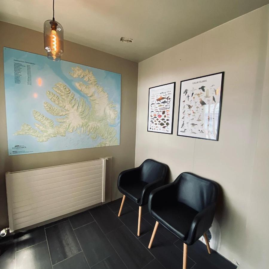 Guesthouse Stekkabol Patreksfjordur Ngoại thất bức ảnh
