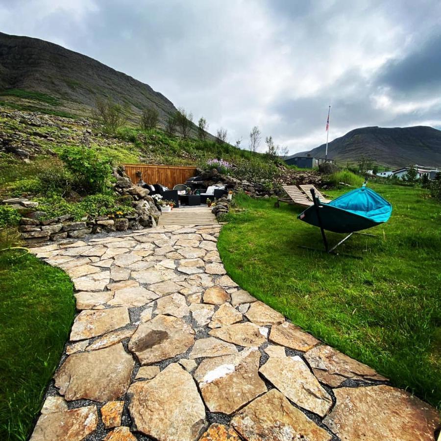 Guesthouse Stekkabol Patreksfjordur Ngoại thất bức ảnh